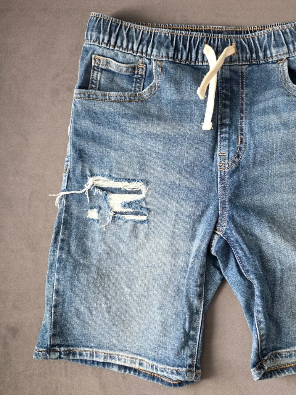 Old Navy Boys Denim Jean Shorts Size XL (14–16) – Excellent Condition